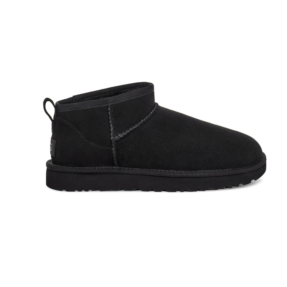 UGG Classic Ultra Mini Boot Size 7